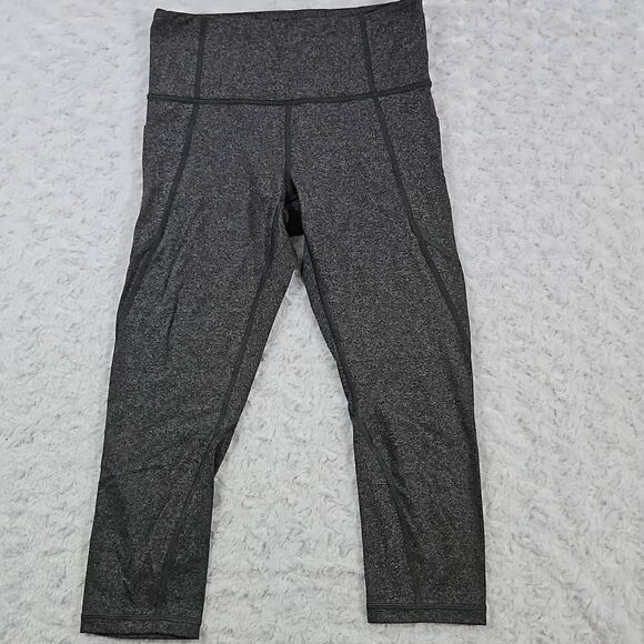 Athleta salutation stash pocket Capri women's size small gray Workout gym EUC - Picture 1 of 9